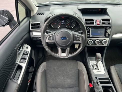 Used 2017 Subaru Crosstrek 2.0i Premium AWD/4WD image 25