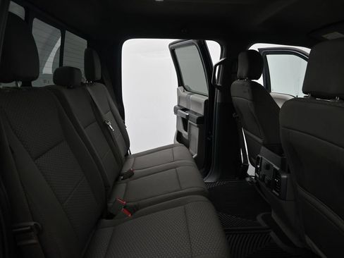Used 2019 Ford F150 XLT w/ Equipment Group 302A Luxury AWD/4WD image 14