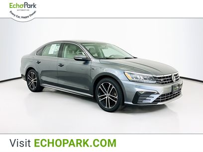 Used 2017 Volkswagen Passat 1.8T R-Line w/ R-Line Lighting Package
