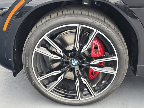 New 2026 BMW X6 M60i w/ Executive Package image 8