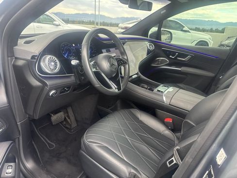 Used 2023 Mercedes-Benz EQS 580 4MATIC SUV image 9