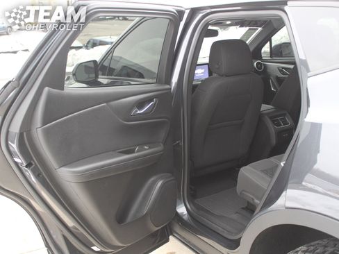 Used 2021 Chevrolet Blazer LT image 19