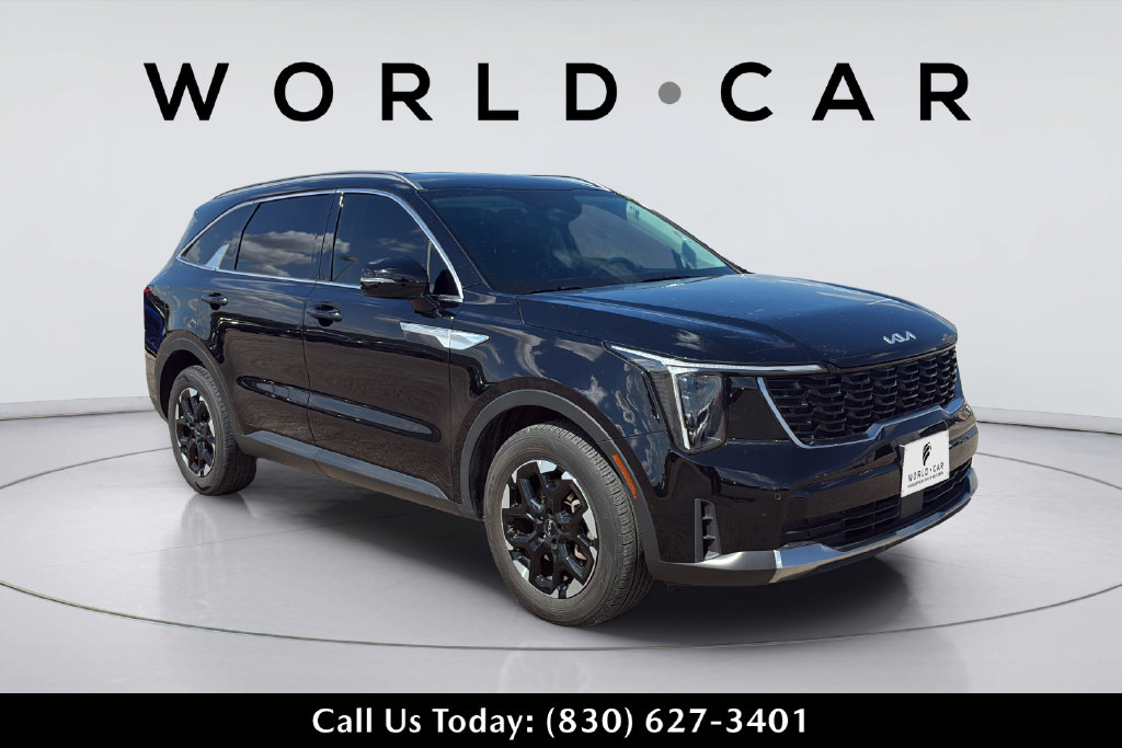 Used 2025 Kia Sorento S FWD image 16