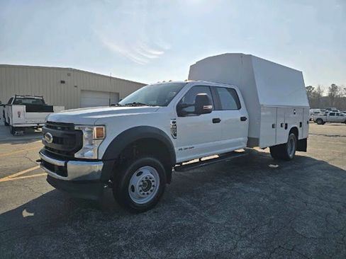 Used 2022 Ford F550 4x4 Crew Cab Super Duty w/ Power Equipment Group image 2
