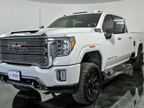 Used 2022 GMC Sierra 2500 Denali AWD/4WD image 5