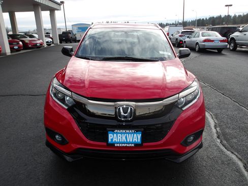 Used 2019 Honda HR-V Sport image 8