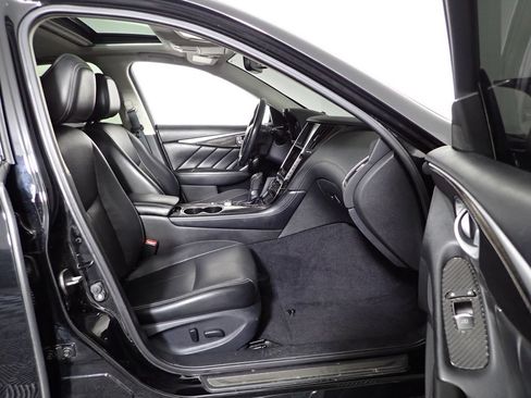 Used 2018 INFINITI Q50 Luxe w/ Sensory Package (Luxe) AWD/4WD image 36