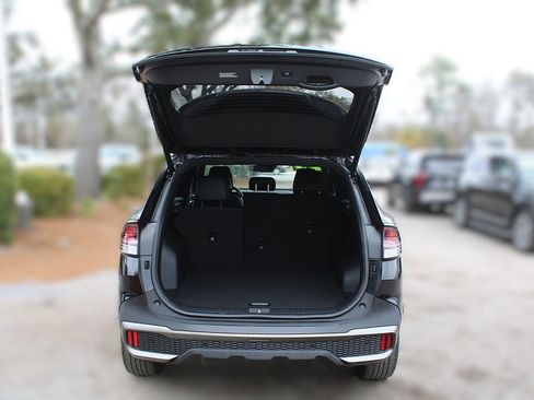 Certified 2023 Kia Sportage X-Line w/ X-Line Premium Package image 9