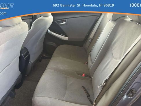 Used 2014 Toyota Prius One FWD image 20