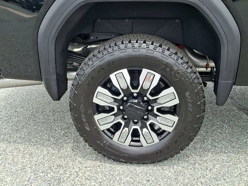 New 2026 GMC Sierra 2500 Denali w/ Denali Reserve Package AWD/4WD image 5
