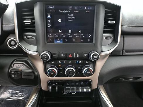 Used 2022 RAM 3500 Laramie AWD/4WD image 21