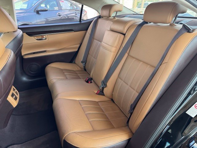 Used 2017 Lexus ES 350 w/ Luxury Package FWD image 21