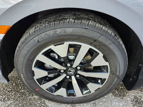 New 2026 Honda Odyssey EX-L image 15