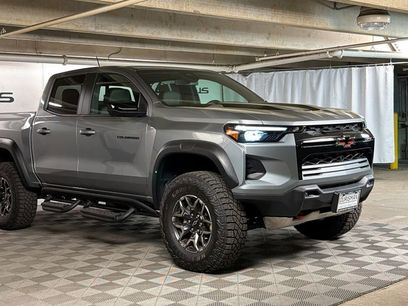 Used 2025 Chevrolet Colorado ZR2 w/ Technology Package