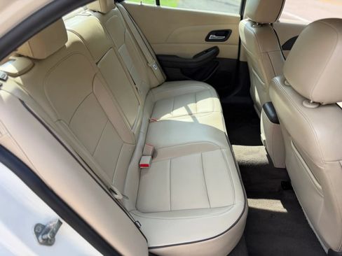 Used 2014 Chevrolet Malibu LT FWD image 34