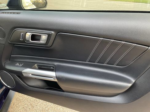 Used 2018 Ford Mustang GT Premium w/ Black Accent Package image 43