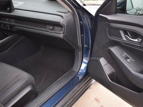 Used 2024 Honda Accord EX image 15