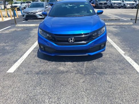 Used 2021 Honda Civic Sport image 2