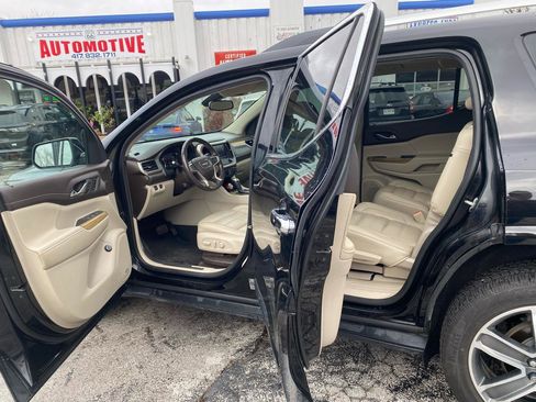 Used 2019 GMC Acadia Denali w/ Technology Package image 8