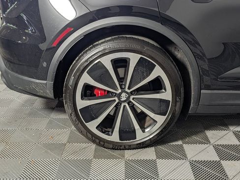 Certified 2025 Porsche Macan 4S Electric AWD/4WD image 13