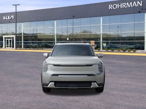 New 2026 Kia EV9 Wind AWD/4WD image 2