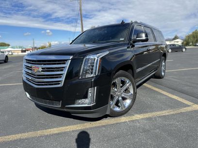Used 2017 Cadillac Escalade ESV Platinum