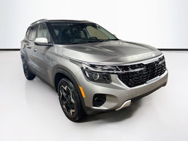 Used 2025 Kia Seltos S AWD/4WD image 1
