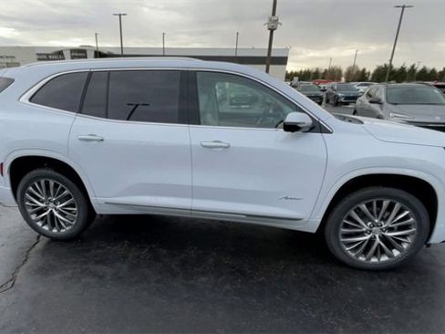 New 2026 Buick Enclave Avenir w/ Super Cruise Package image 3