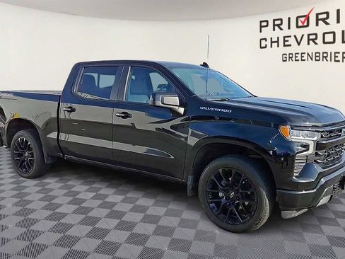 Used 2024 Chevrolet Silverado 1500 RST w/ Convenience Package II image 2