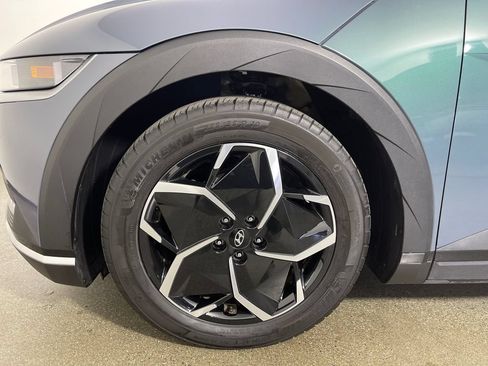 Certified 2024 Hyundai Ioniq 5 SE RWD image 12