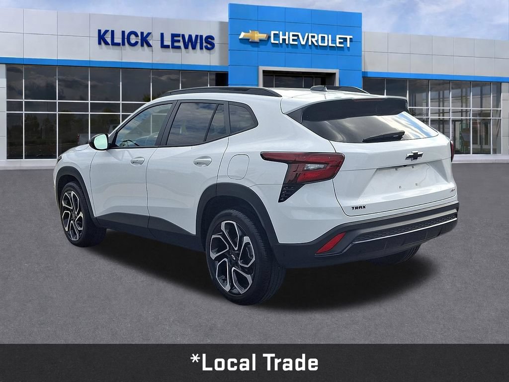 Certified 2024 Chevrolet Trax RS w/ Sunroof Package FWD image 6