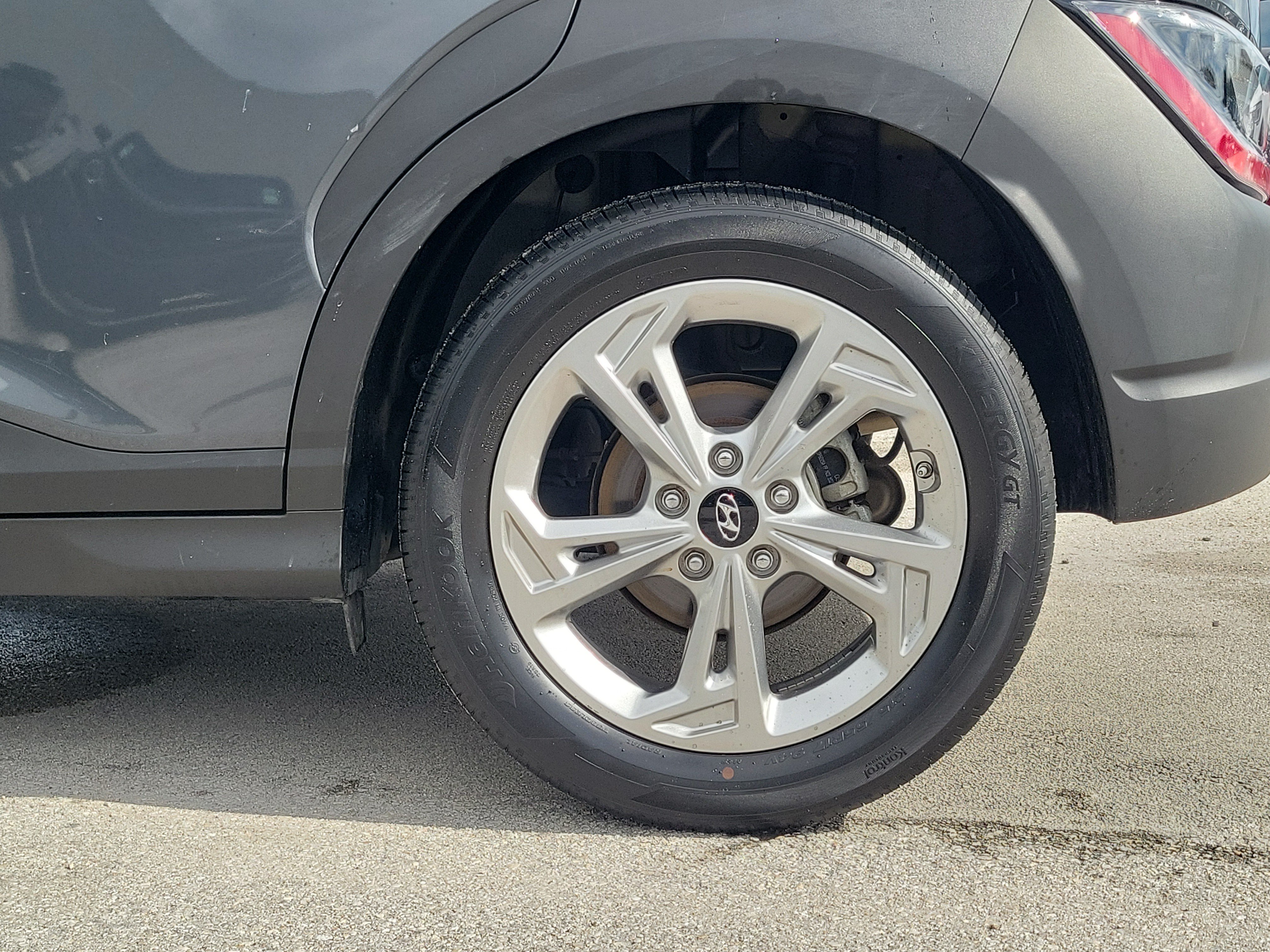 Used 2023 Hyundai Kona SEL FWD image 27