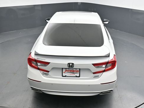 Used 2021 Honda Accord Touring image 34
