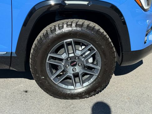 New 2026 GMC Terrain AT4 AWD/4WD image 12