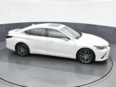 Used 2023 Lexus ES 350 w/ Premium Package FWD image 23