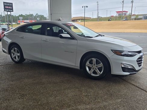 Used 2024 Chevrolet Malibu LT FWD image 6