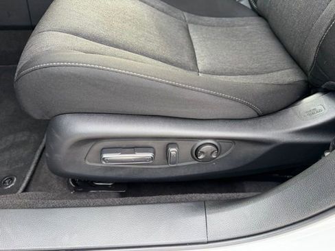 Used 2025 Honda Accord SE image 25