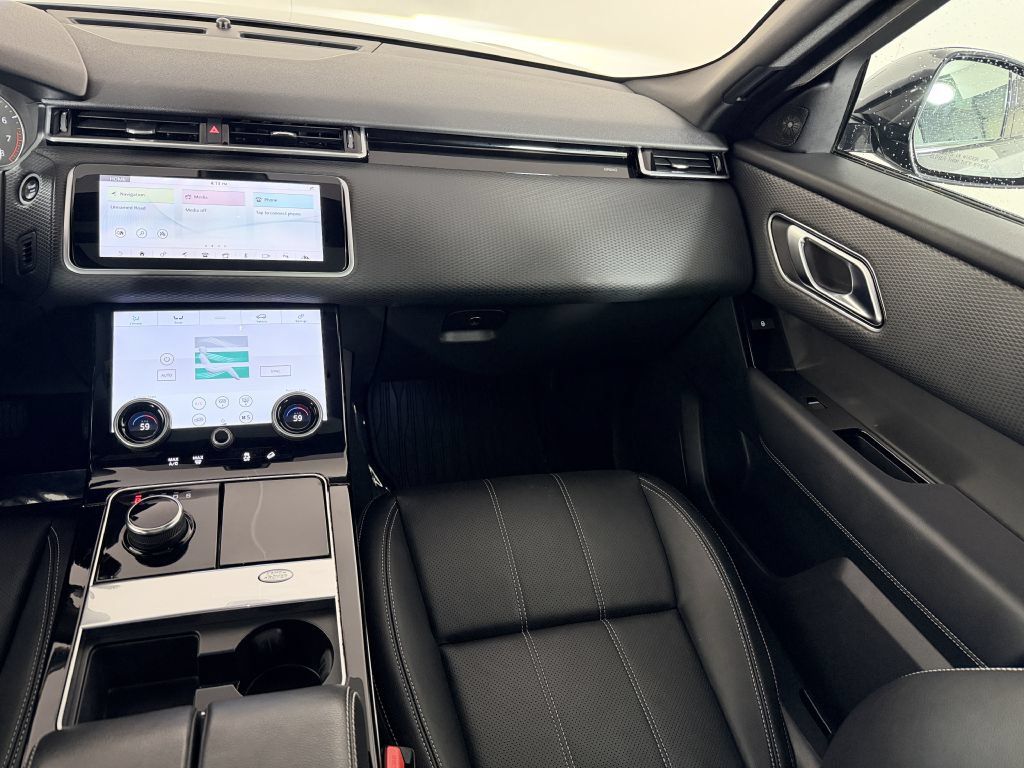 Used 2019 Land Rover Range Rover Velar S AWD/4WD image 15