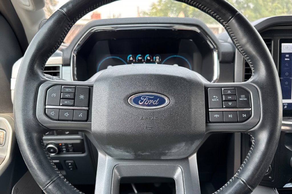 Used 2023 Ford F150 Lariat w/ FX4 Off-Road Package AWD/4WD image 27