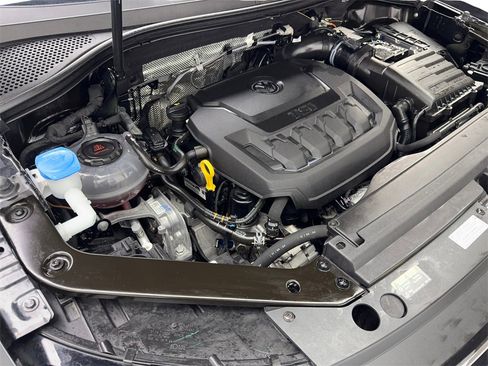 Used 2024 Volkswagen Tiguan SE R-Line image 76