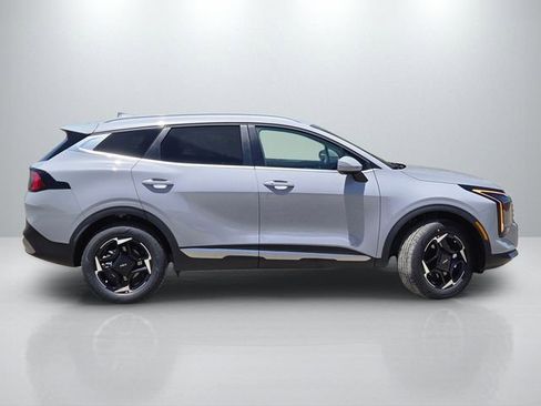 New 2026 Kia Sportage EX AWD/4WD image 3