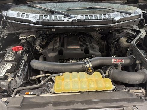 Used 2018 Ford F150 Raptor w/ Equipment Group 802A Luxury image 8