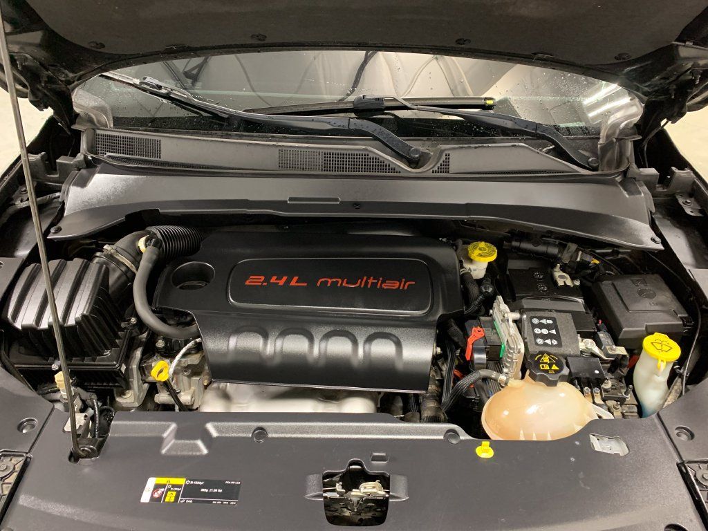 Used 2022 Jeep Compass Limited AWD/4WD image 16