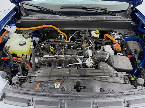 Used 2024 Ford Maverick Lariat FWD image 32