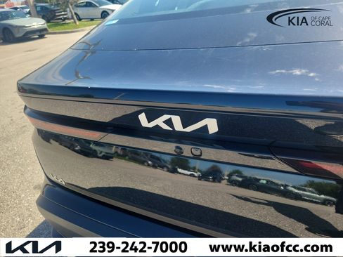 New 2026 Kia K4 FWD image 8