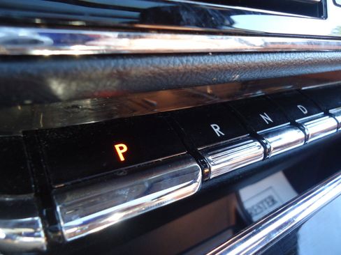 Used 2021 Lincoln Navigator Reserve image 21