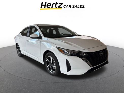 Used 2025 Nissan Sentra SV FWD image 1