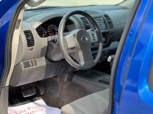Used 2013 Nissan Xterra X AWD/4WD image 11