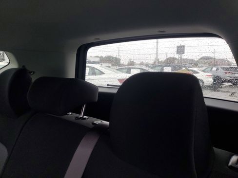 Used 2025 Kia Soul S image 9