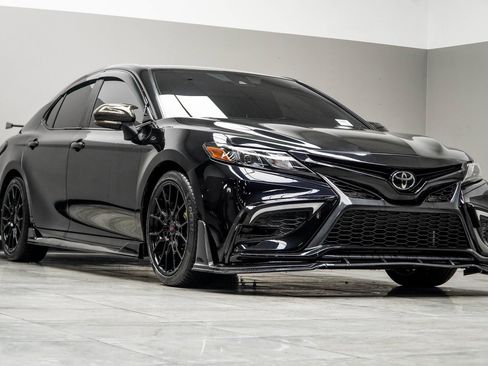Used 2022 Toyota Camry TRD image 4